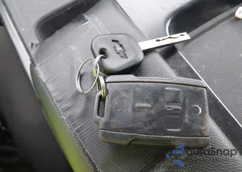 2015 Chevrolet Silverado 1500 1Lt from USA, damaged, VIN 3GCUKREC2FG487256